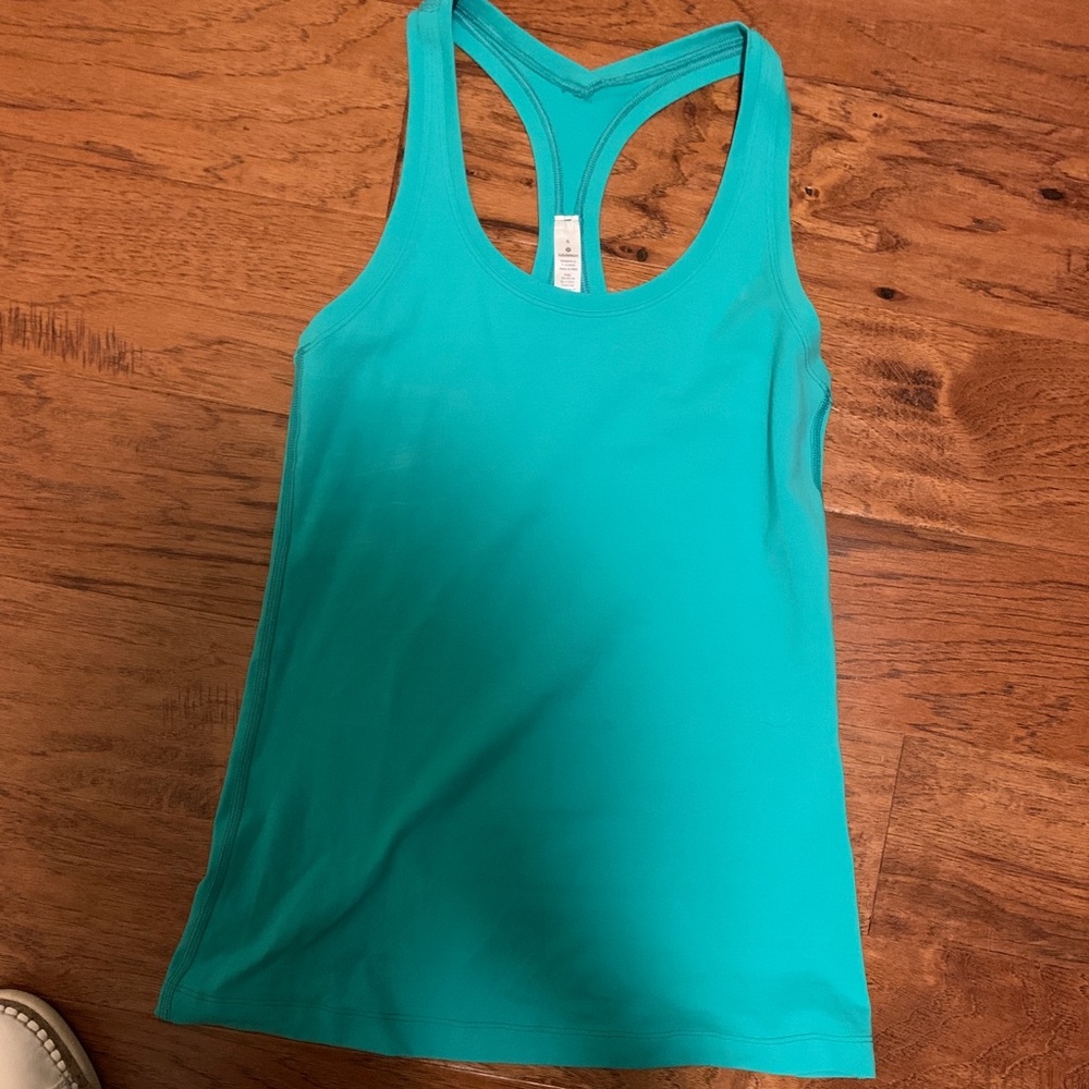 Lululemon tank 6